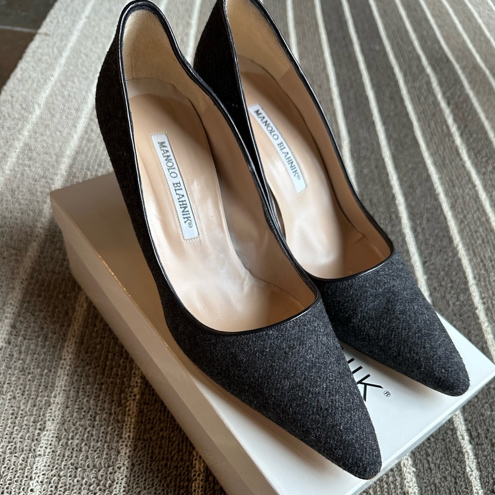 MANOLO BLAHNIK Tuccio Italc Flanella 967 Size 38